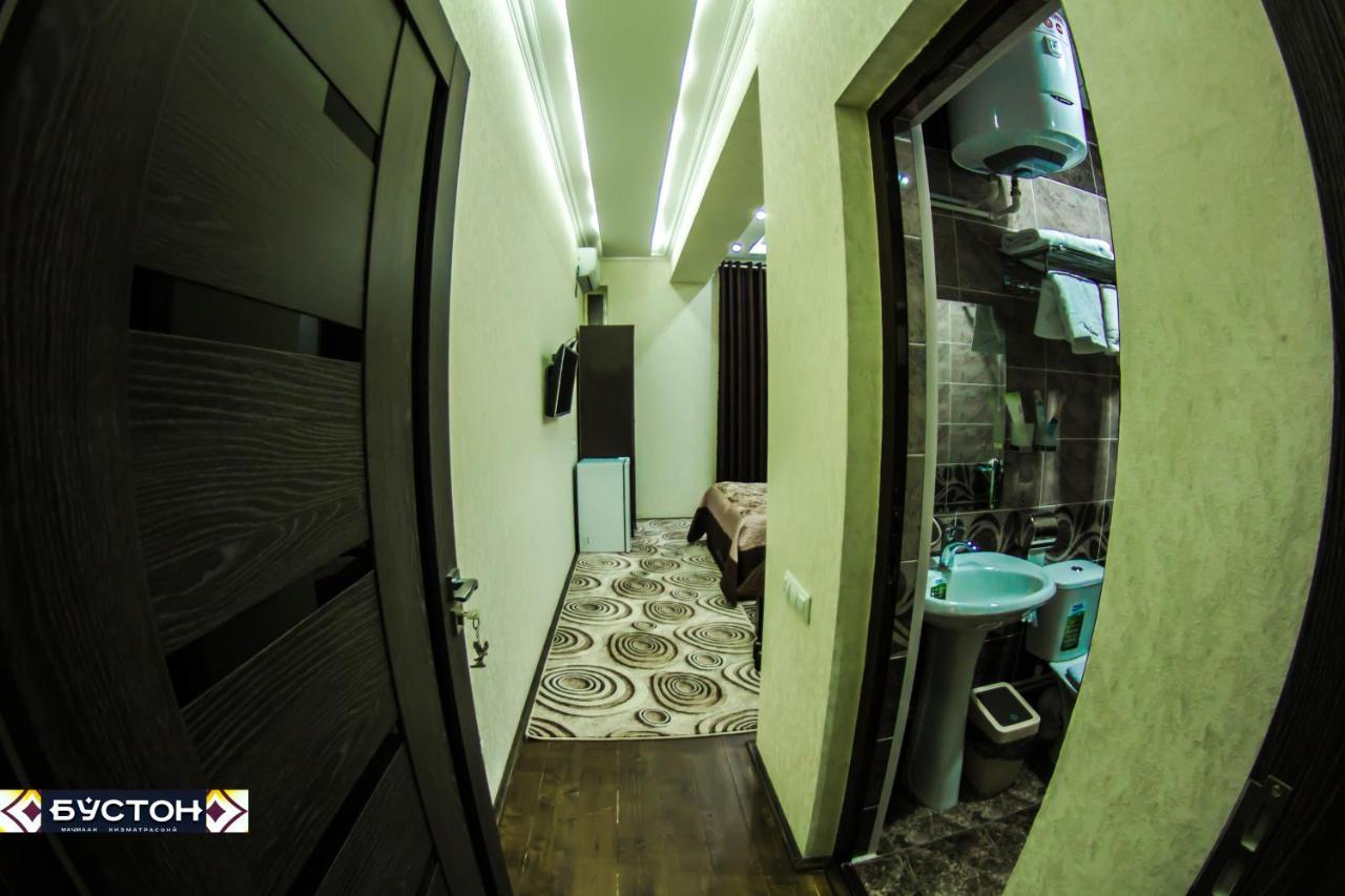 Hotel Buston Chkalovsk エクステリア 写真