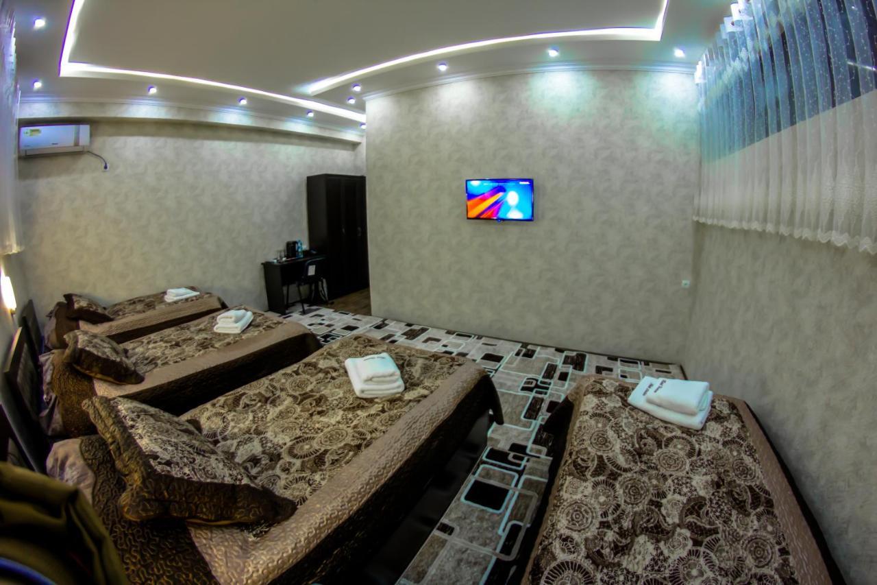 Hotel Buston Chkalovsk エクステリア 写真